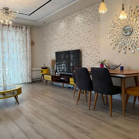 Cosmo Comfort 2 Apartment